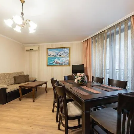 Vazov , Two Bedroom Centre * Варна