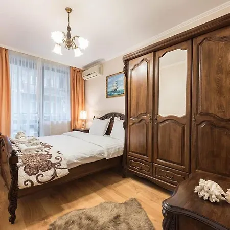 Vazov , Two Bedroom Centre Apartment