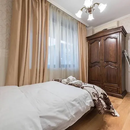 Vazov , Two Bedroom Centre Varna