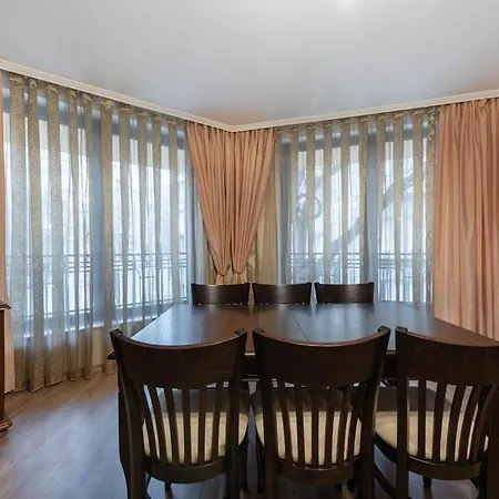 Vazov , Two Bedroom Centre דירה *